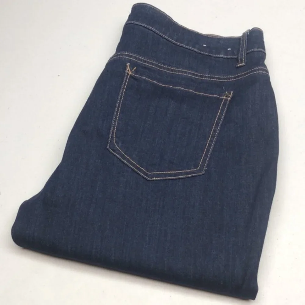 LIKE NEW PREMIUM SANTANA WIDE STRAIGHT FIT JEANS 14/32x32 ⭐️